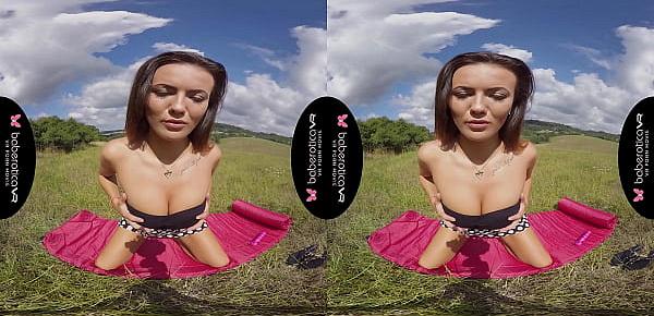  Solo brunette, Vanessa Decker is masturbating, in VR
